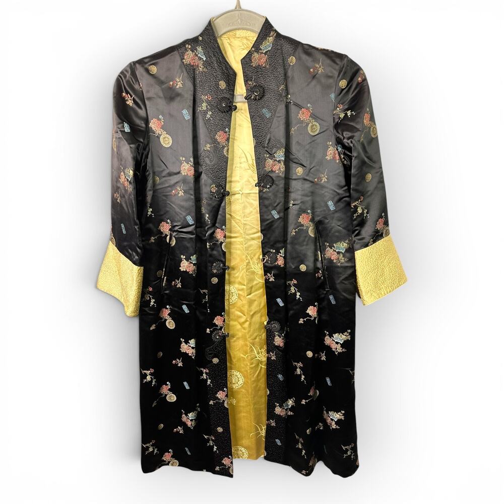 Reversible Vtg Asian-Style Silk Satin Kimono Robe Jacket Black Gold Frog Closure